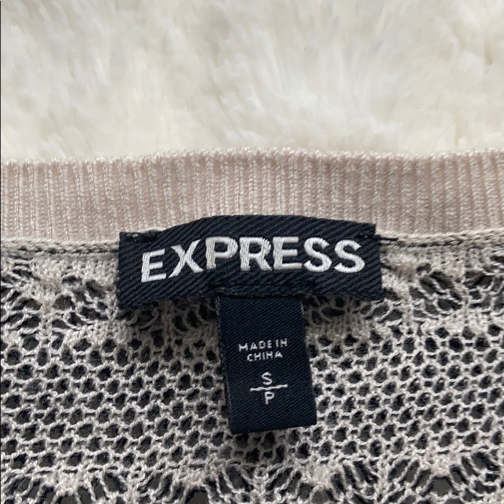 Express Sweater - Picture 3 of 5